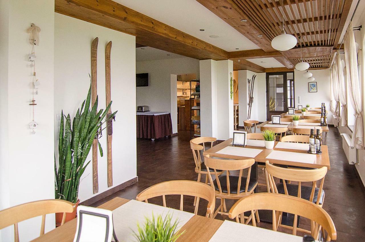 Pensiune & Restaurant Victoria Păltiniş Dış mekan fotoğraf